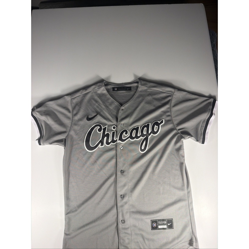 Nike Chicago White Sox Road Gray Button-Front Baseball Jersey Men's Med